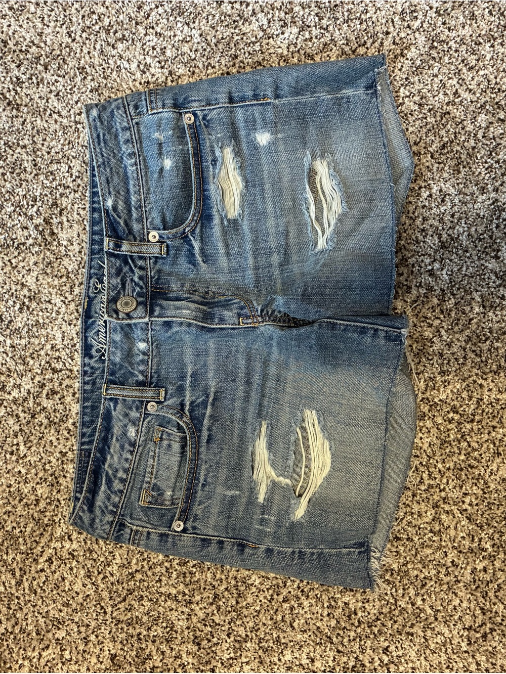 American Eagle Distressed Blue Jean Shorts. Size 6